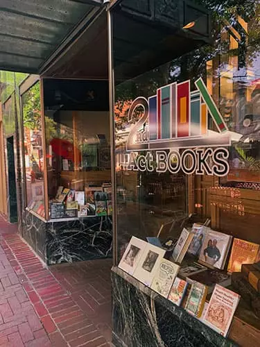 Shops On The Downtown Mall Charlottesville Guide 