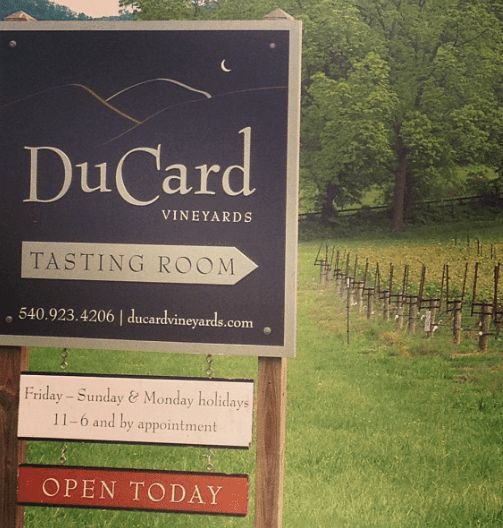 Sign upon arrival at DuCard Vineyard